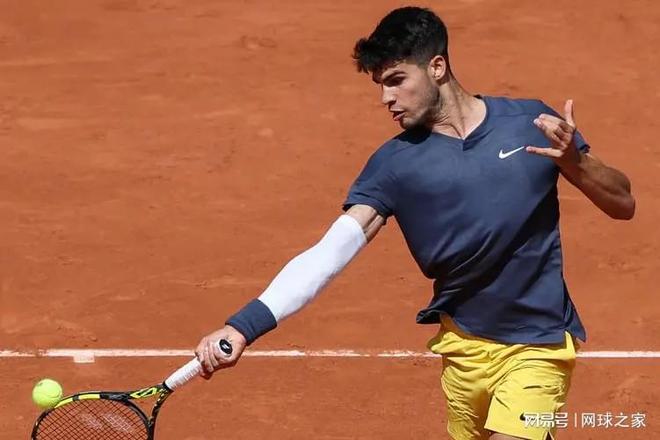 也更懂得团 也更懂得团